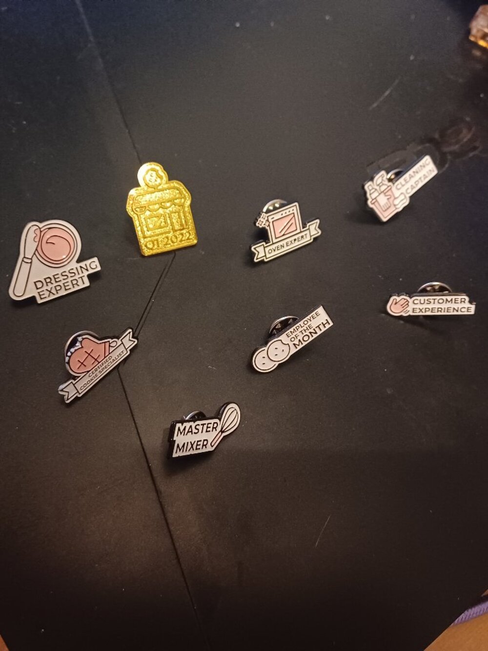 Crumbl pins